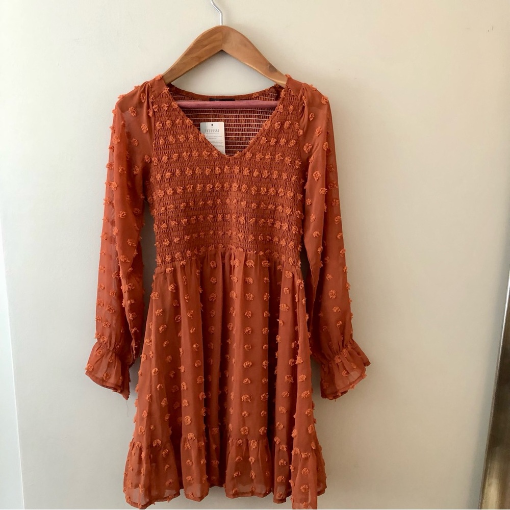 Women's Textured Long Sleeve V-Neck Dress - Rust